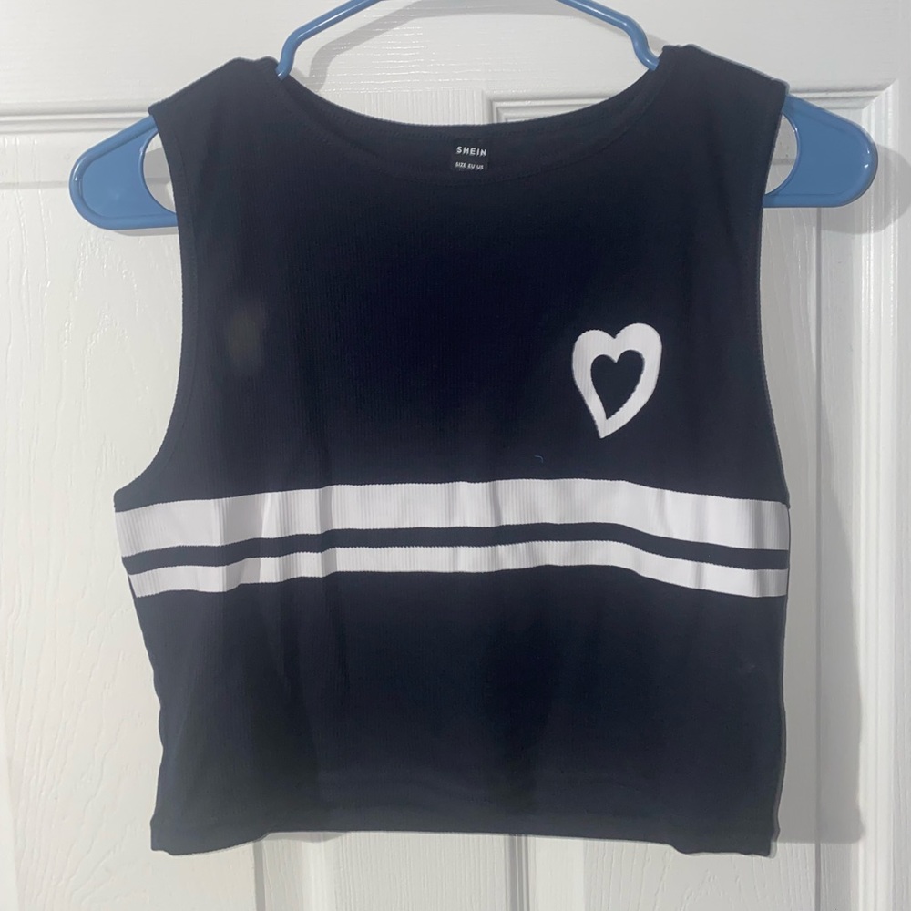Cropped Tank with Design